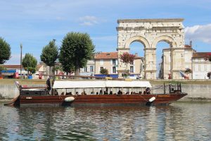 Balade_en_gabarre_sur_la_Charente Saintes