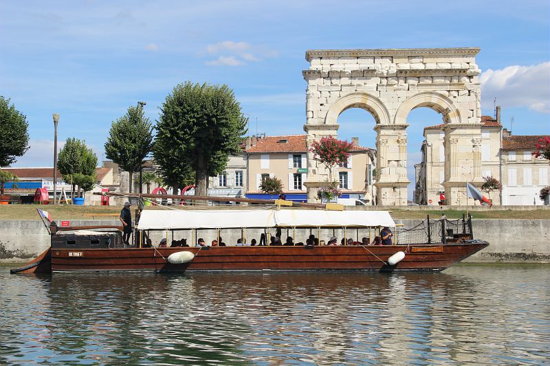 Balade_en_gabarre_sur_la_Charente Saintes